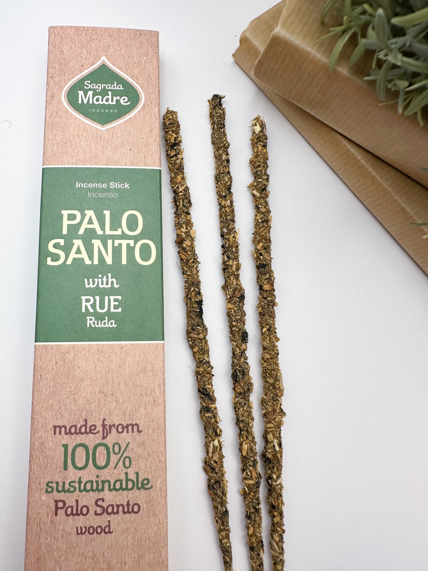 Incienso Sagrada Madre: Palo santo y Ruda
