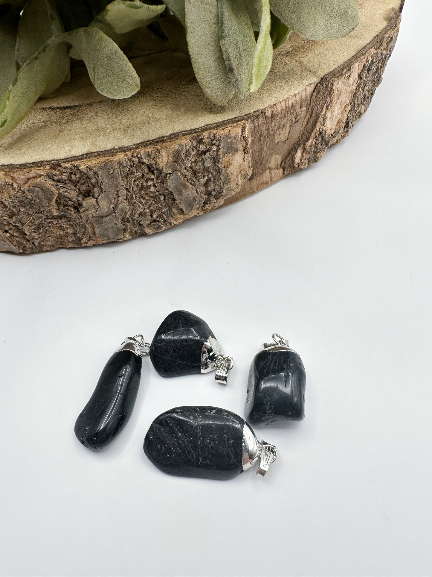 Colgante Turmalina negra y plata