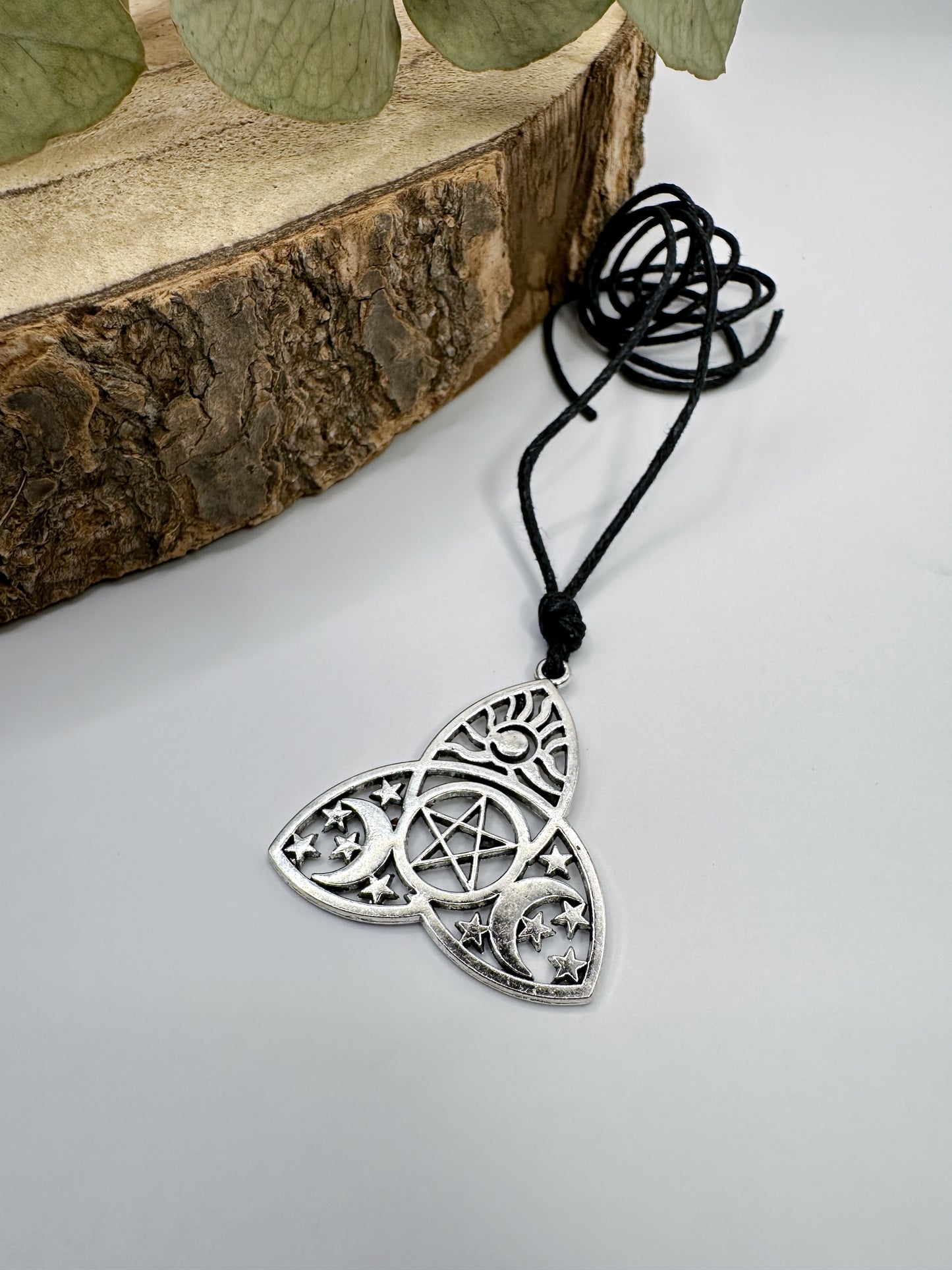 Colgante Triple Diosa II