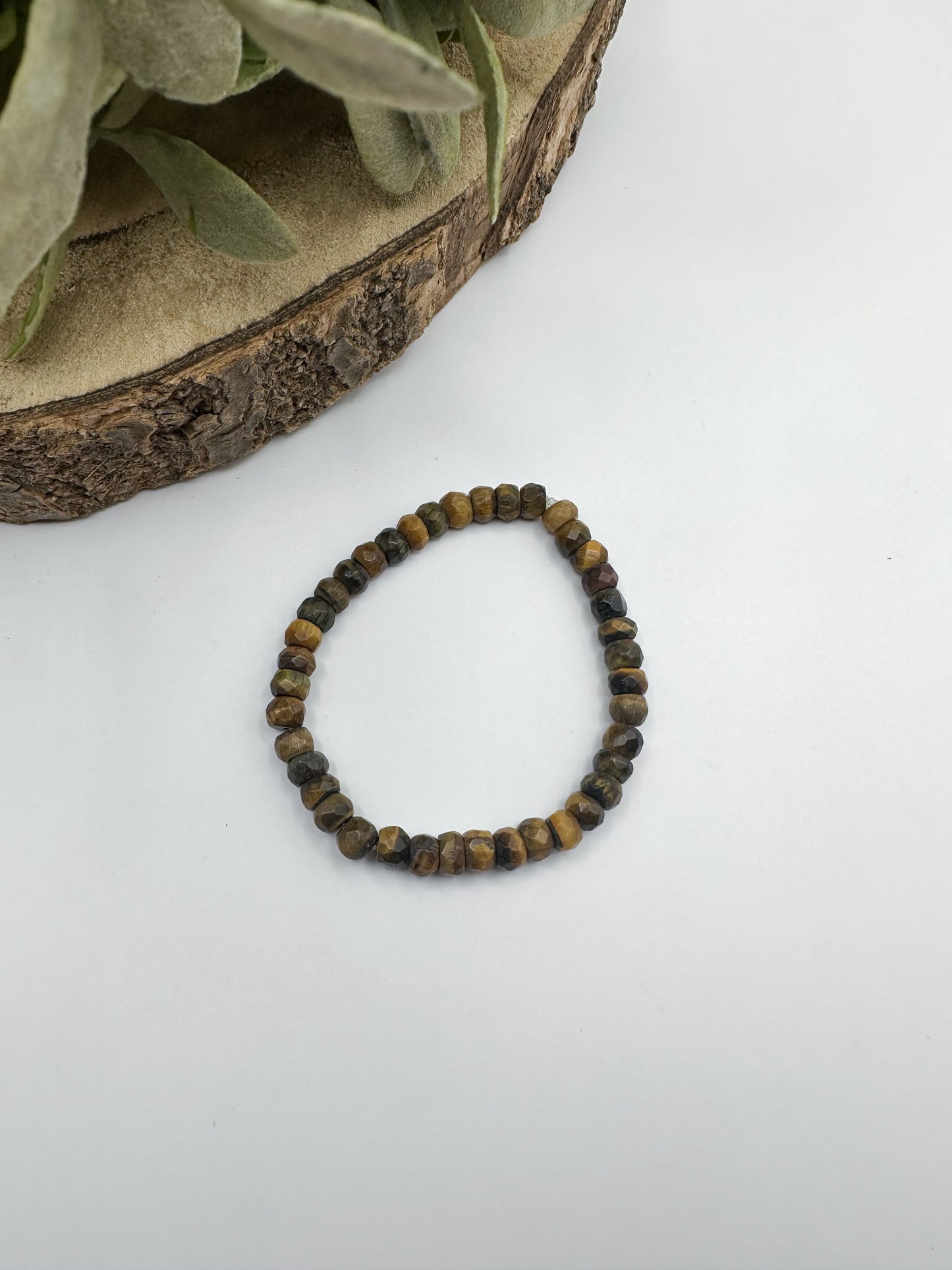Pulsera ojo de tigre facetada